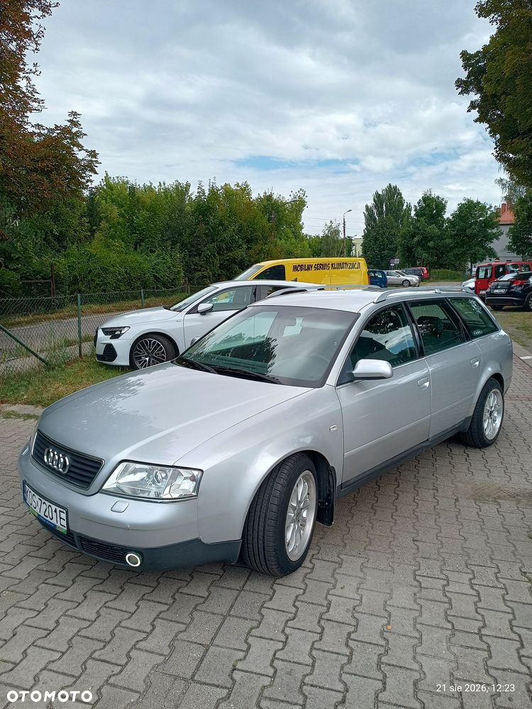 Audi A6 Avant - 1