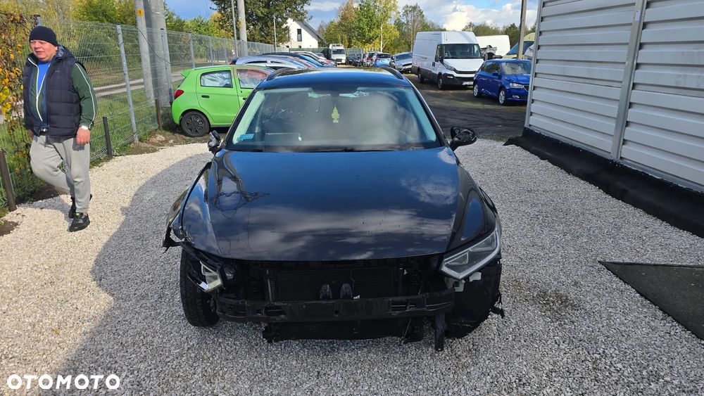 Volkswagen Passat - 3