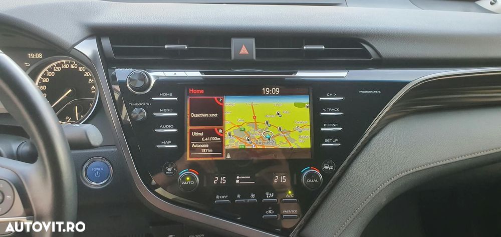Toyota Camry 2.5 Exclusive - 22