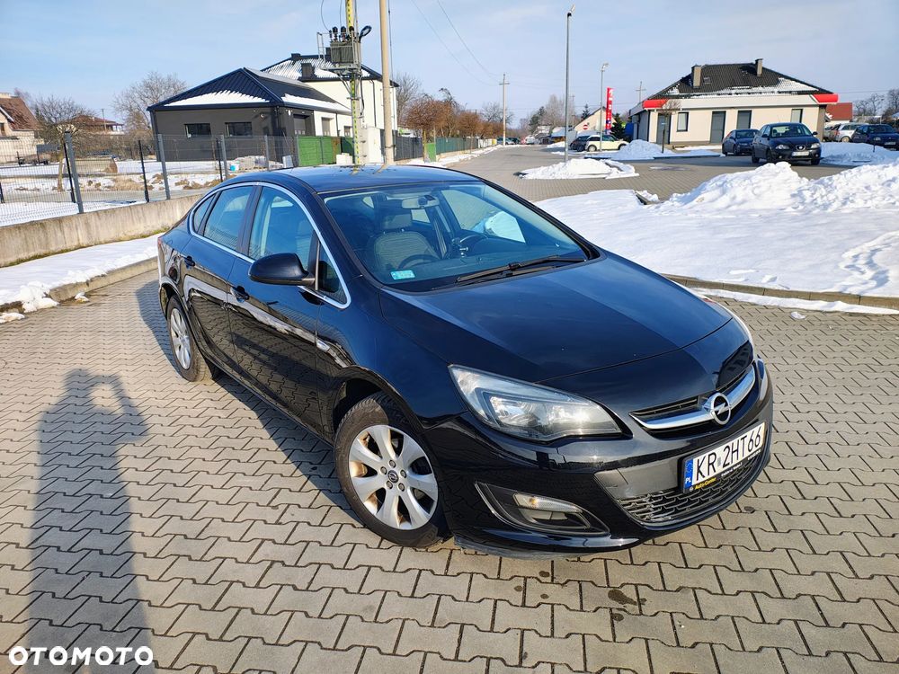 Opel Astra 1.4 T EU6 - 3