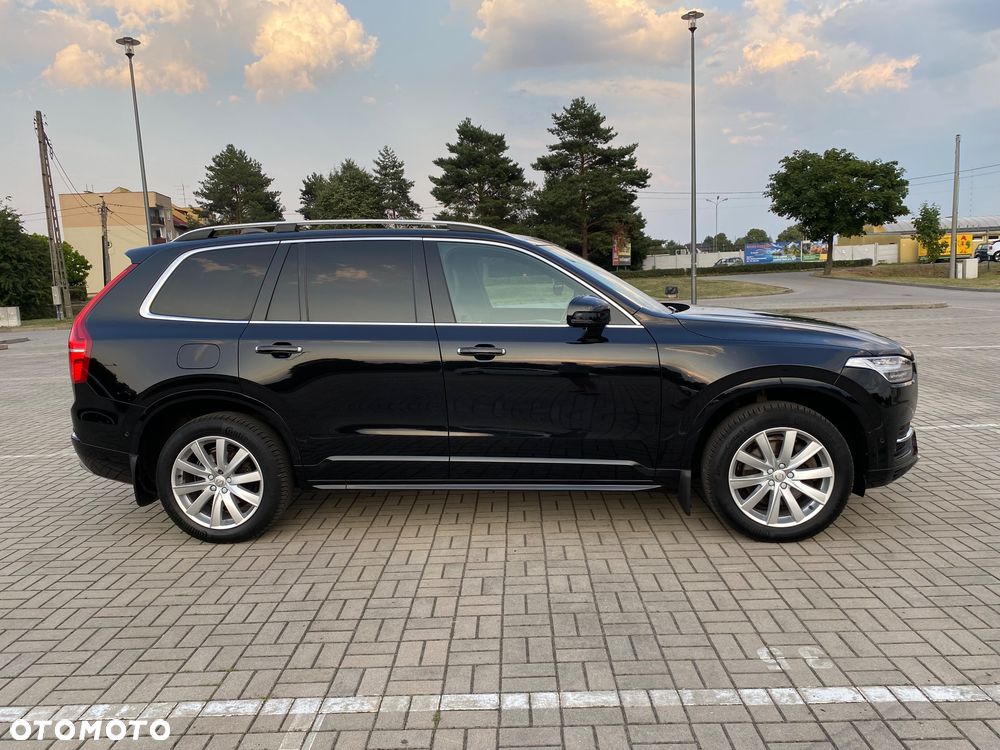 Volvo XC 90 - 7