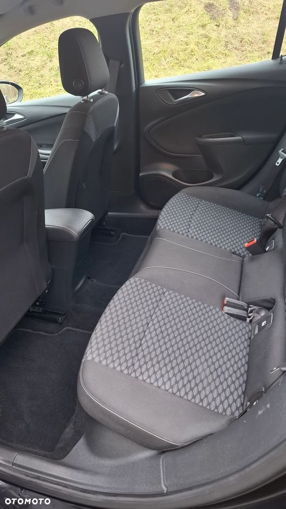 Opel Astra 1.4 T Dynamic S&S - 6