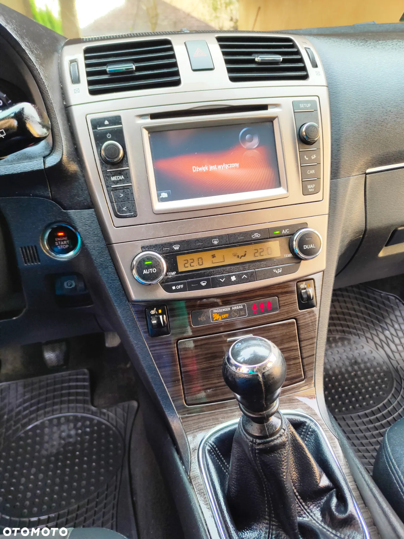 Toyota Avensis 2.0 D-4D Premium - 13