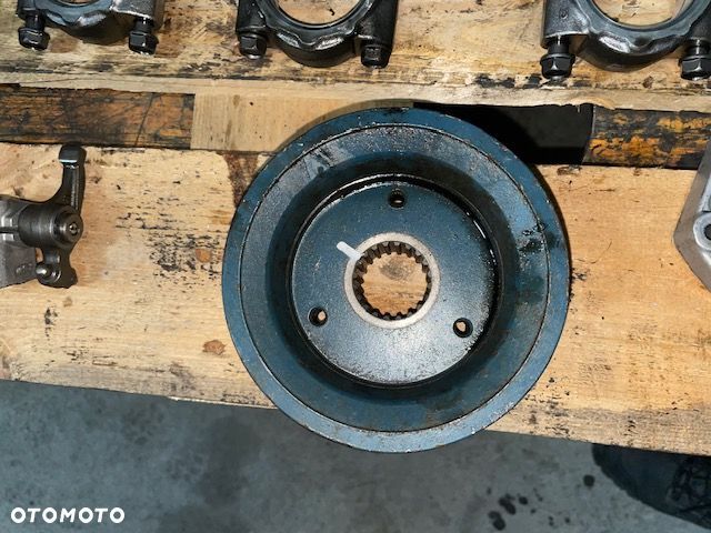 Kubota v3600 klawiatura koło Pasowe szklanka popychacza - 4