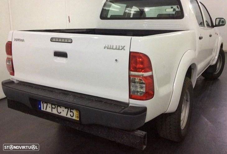 Toyota Hilux 2.5 D-4D 4WD CD - 2