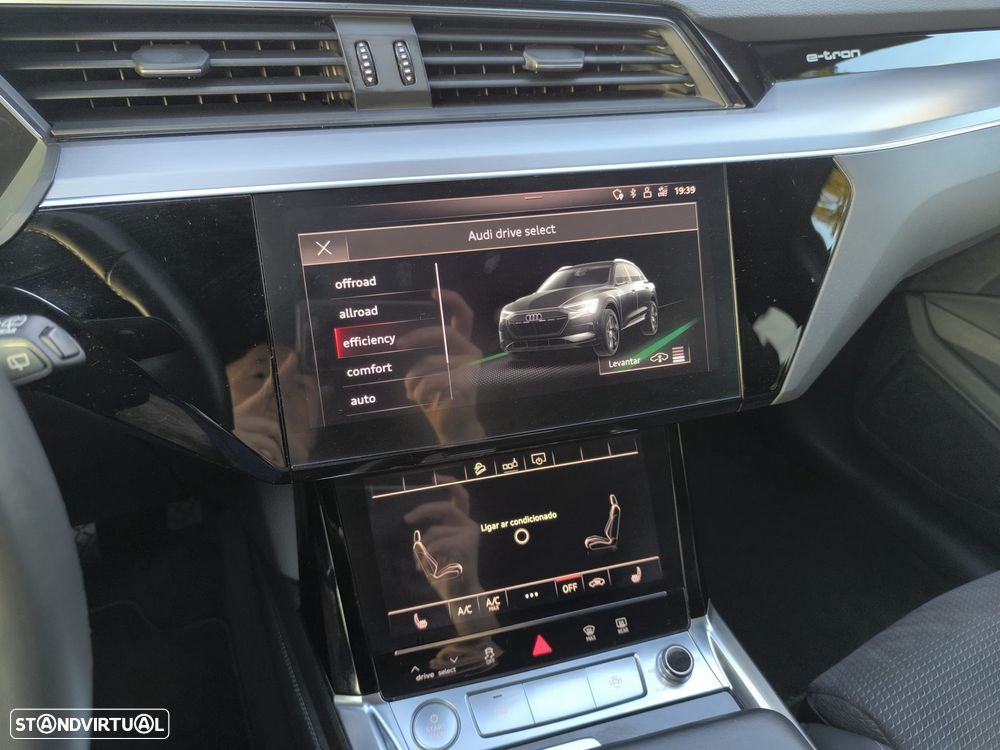 Audi e-tron 50 quattro S line - 52