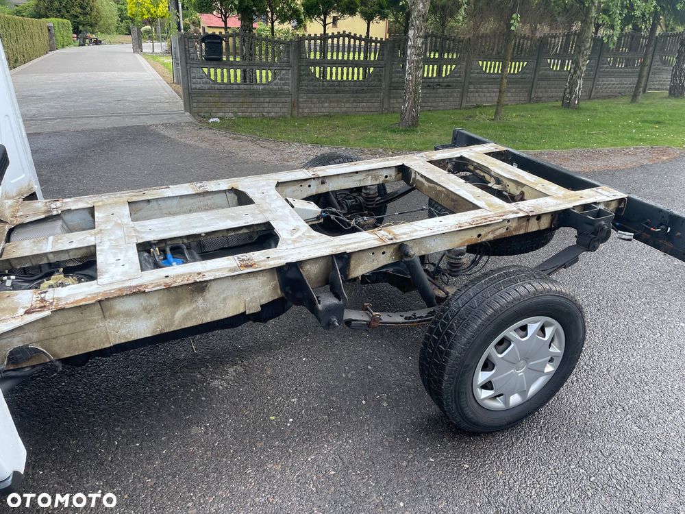 Ford Transit - 9
