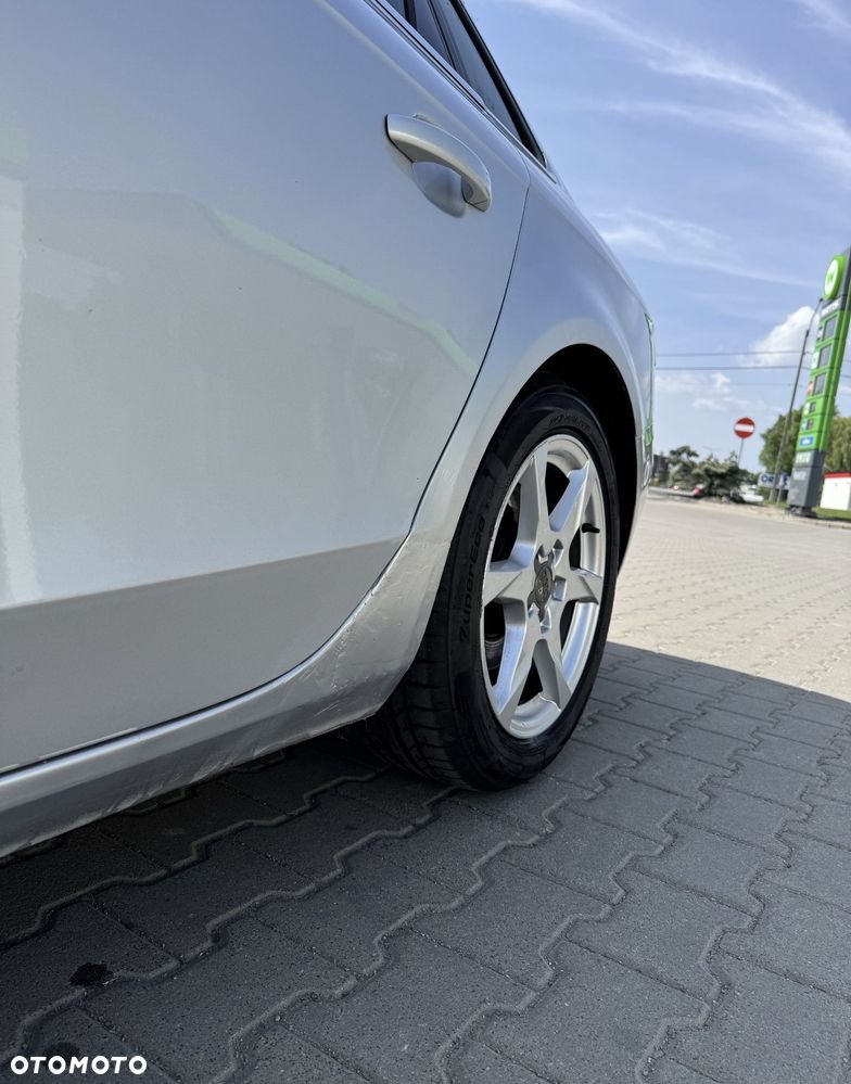 Audi A4 Limousine 2.0 TDI - 9