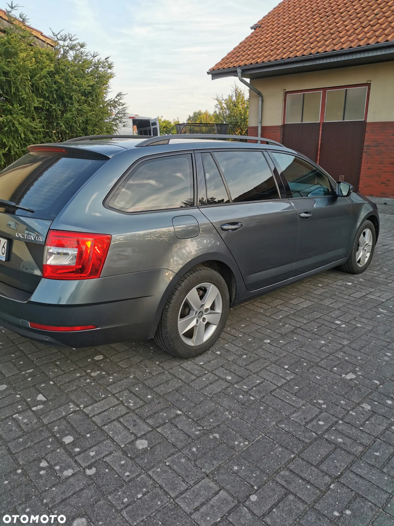 Skoda Octavia 1.6 TDI Ambition - 11
