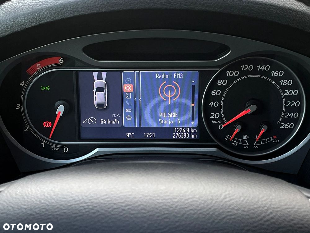 Ford S-Max 2.0 TDCi DPF Titanium - 25