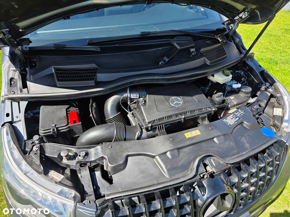 Mercedes-Benz Klasa V 220 CDI Avantgarde 7G-Tronic (ekstra d³) - 39