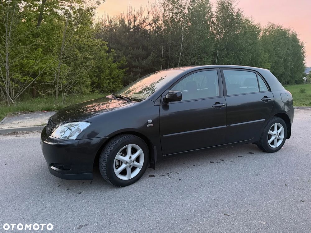 Toyota Corolla 2.0 D-4D - 11