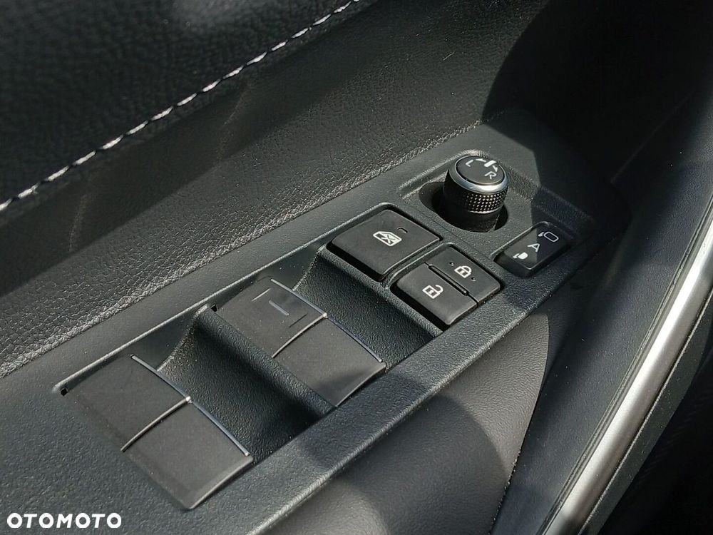 Toyota Corolla 1.8 Hybrid Style - 32