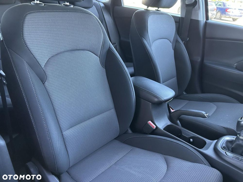 Hyundai i30 - 19