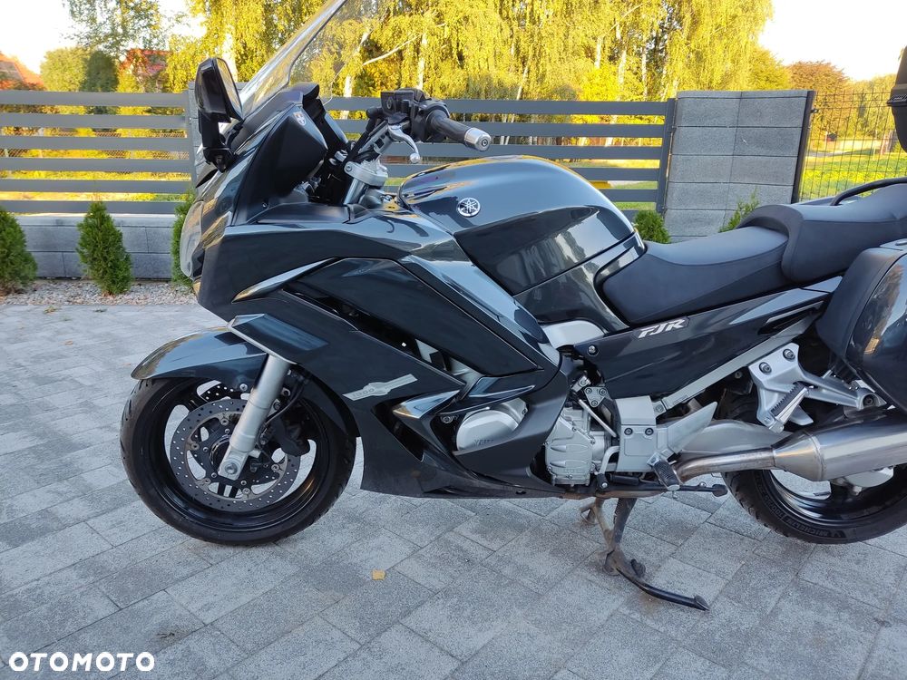 Yamaha FJR - 4