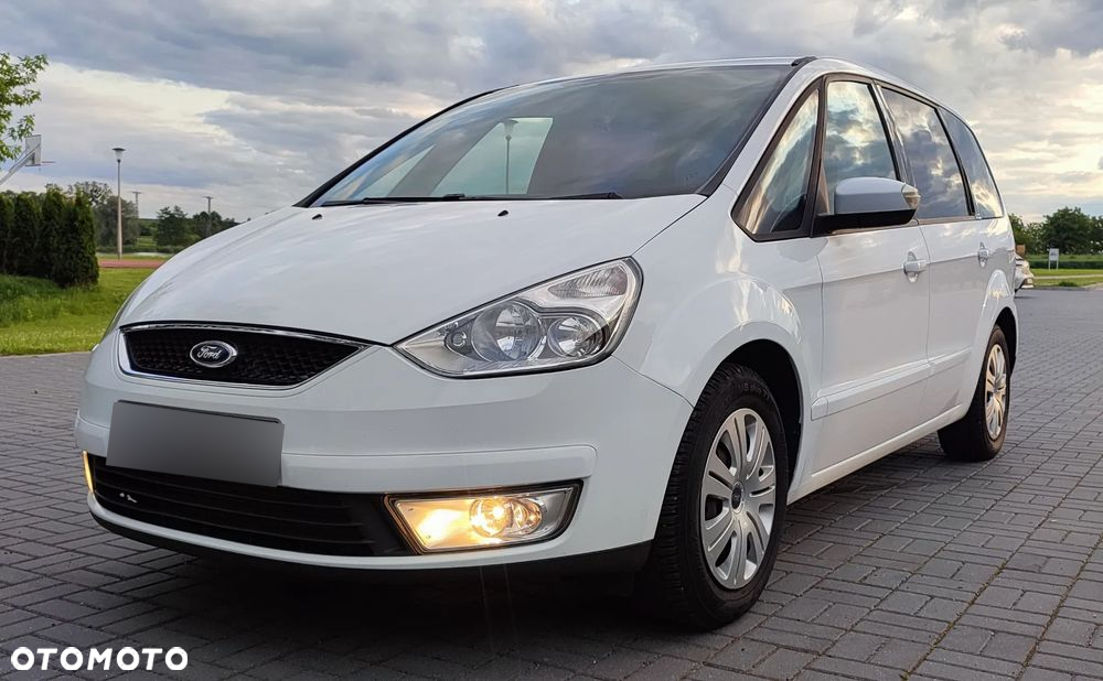 Ford Galaxy 1.8 TDCi Ambiente - 4