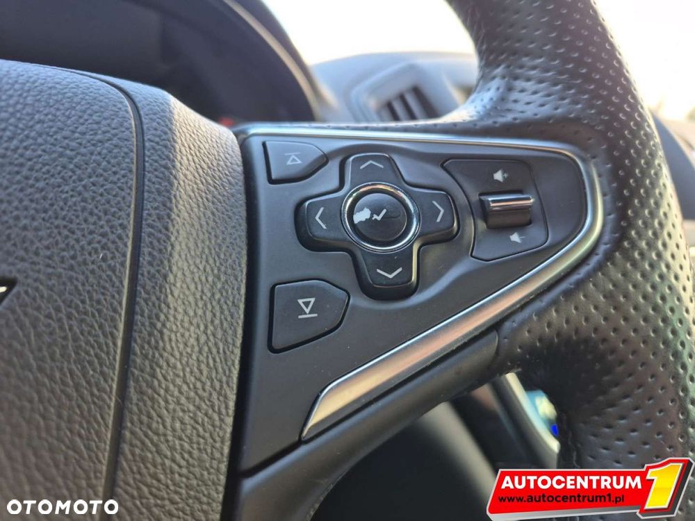 Opel Insignia - 22