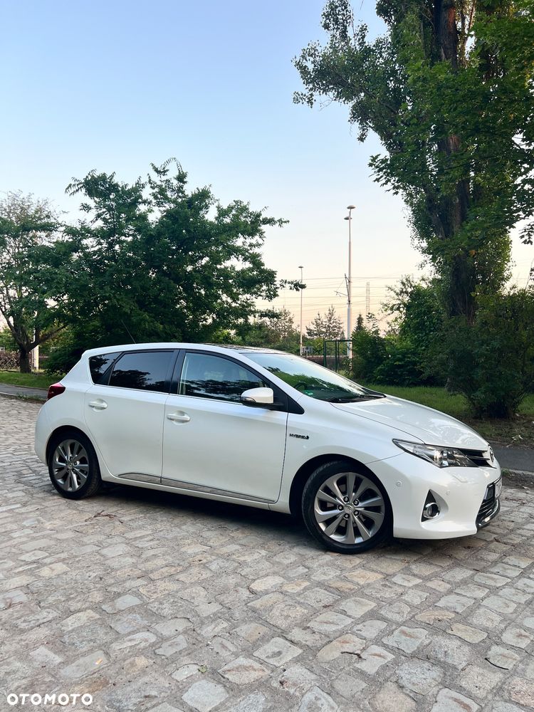Toyota Auris 1.8 HSD Sol - 5