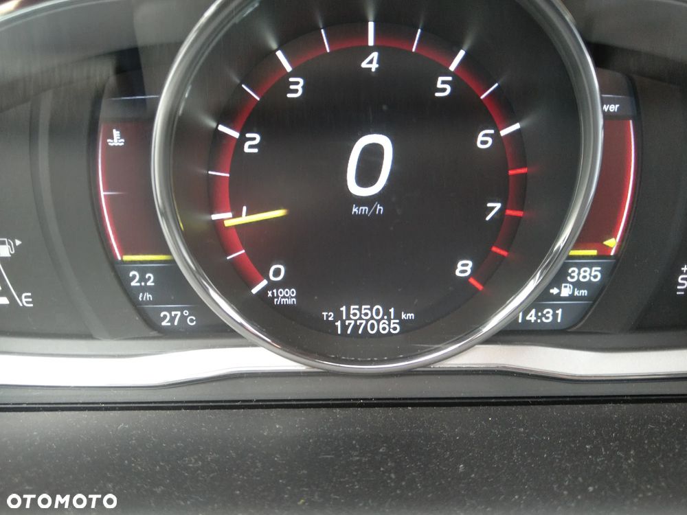 Volvo XC 60 T5 Drive-E Momentum - 2