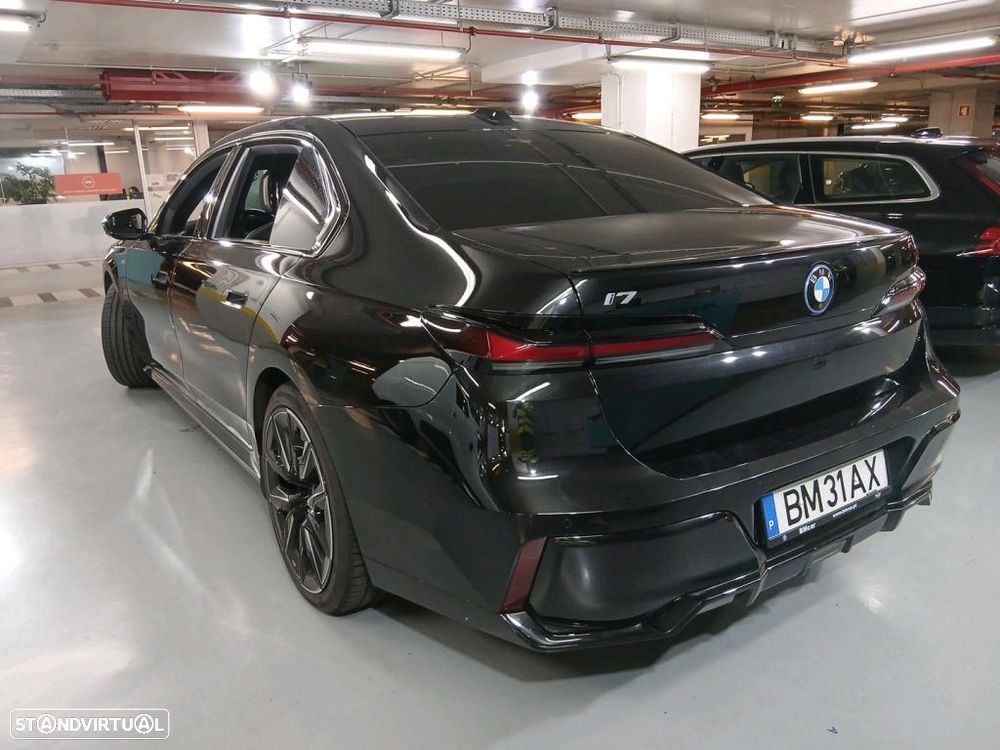 BMW i7 xDrive60 - 2