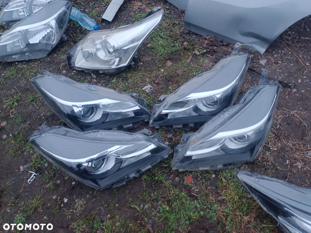 Toyota Yaris 3 III lift lewa  Lampa Europa - 1