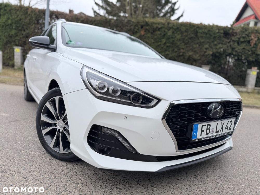 Hyundai i30 1.4 T-GDI DCT Premium - 10