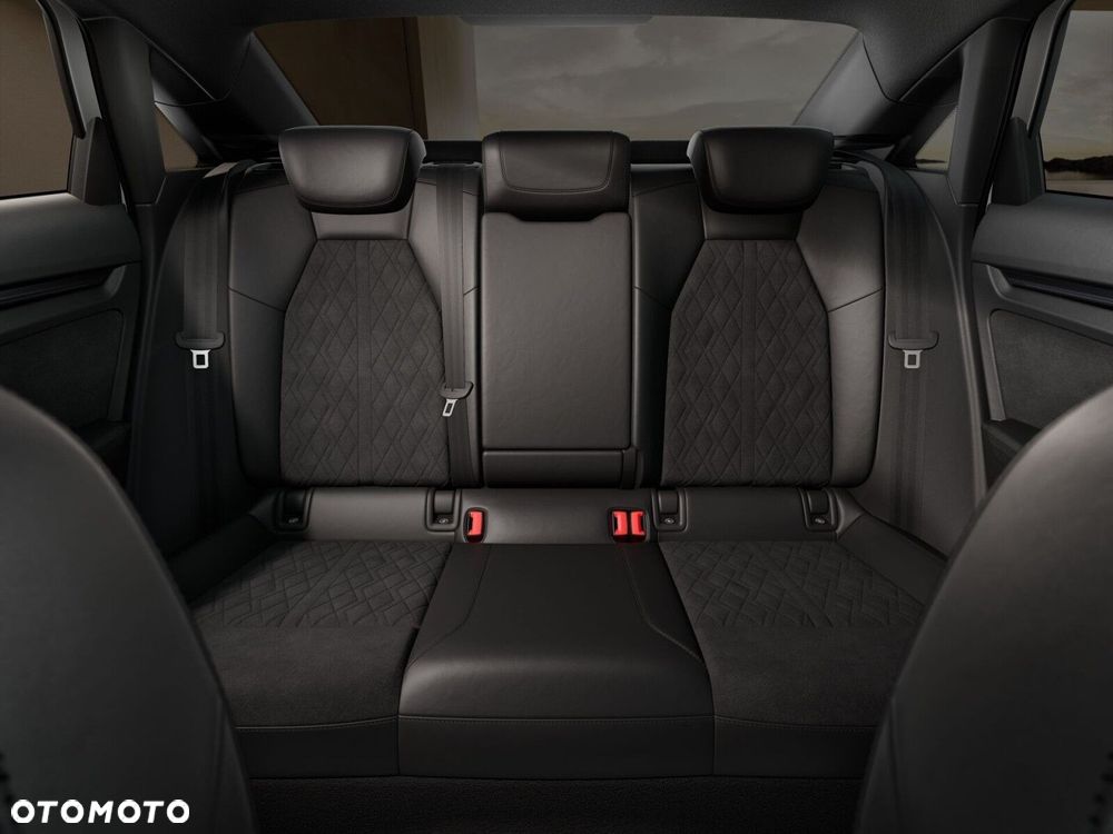 Audi RS3 Limousine - 9