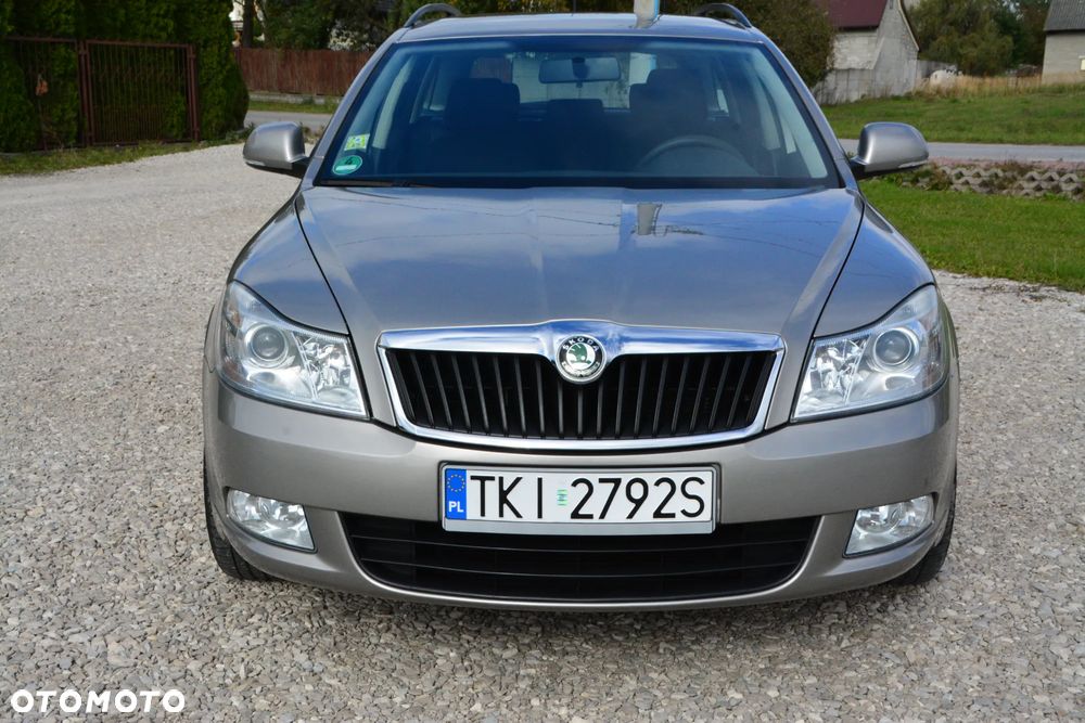 Skoda Octavia - 2