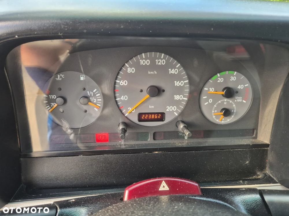 Volkswagen LT46 2.5Tdi 109KM/ Kontener 4.2m/ - 15