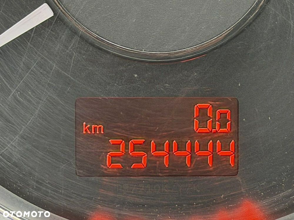 Peugeot 5008 - 21