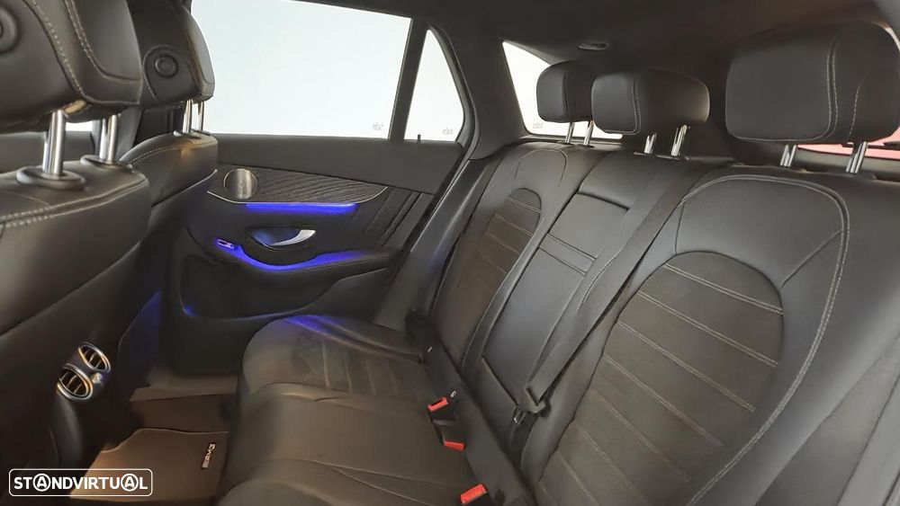 Mercedes-Benz GLC 300 de 4Matic 9G-TRONIC AMG Line Plus - 12