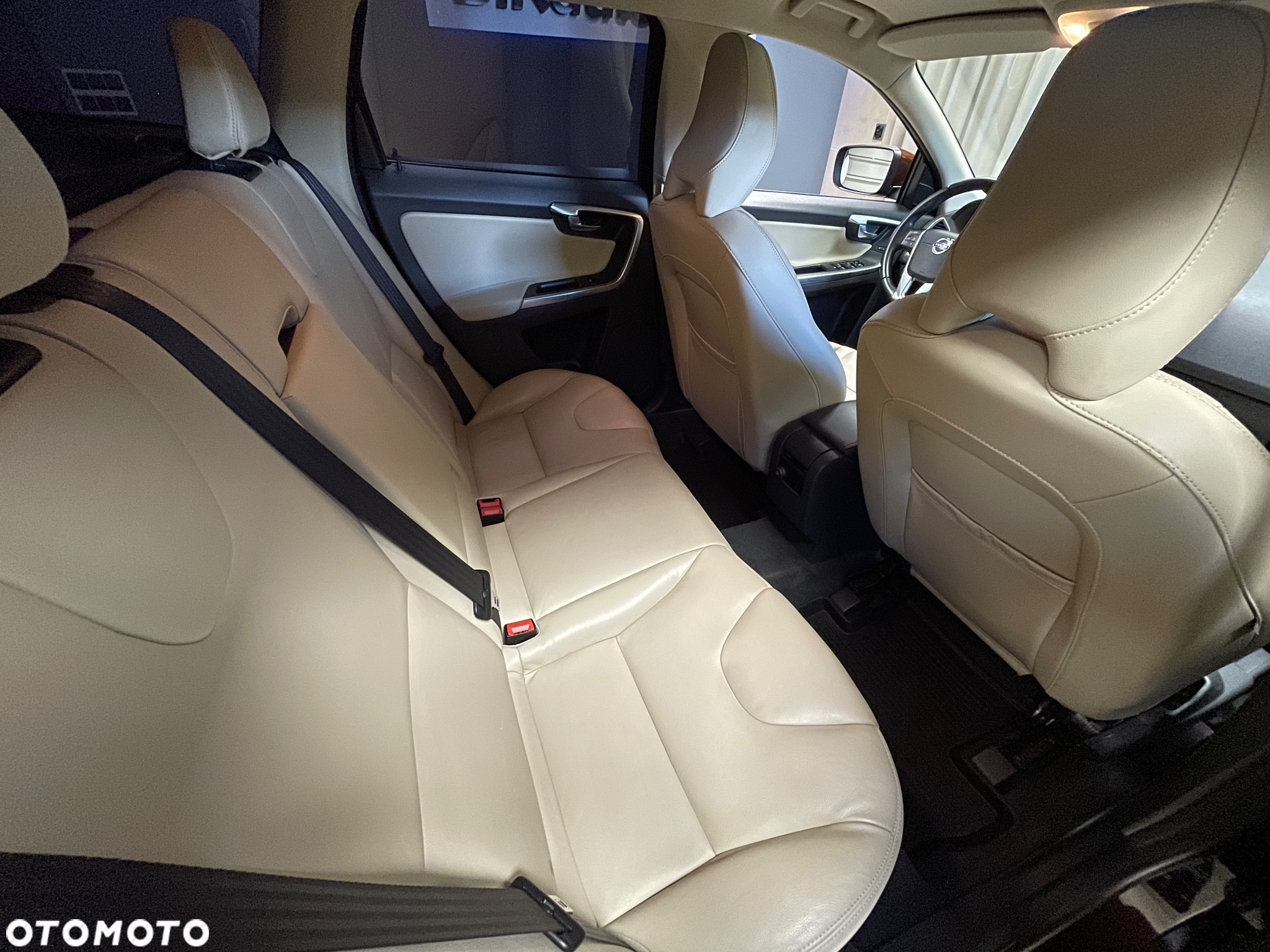 Volvo XC 60 D4 Drive-E Summum - 30