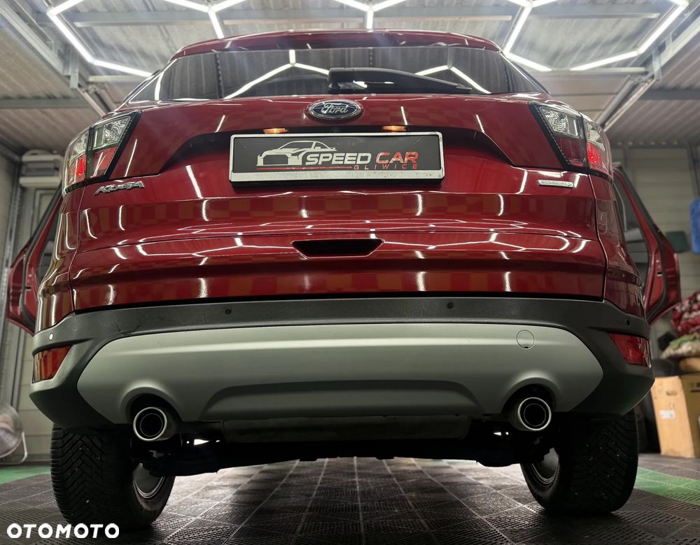 Ford Kuga - 4