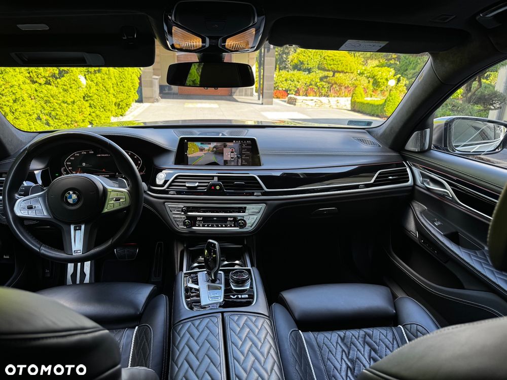 BMW Seria 7 M760Li xDrive - 9