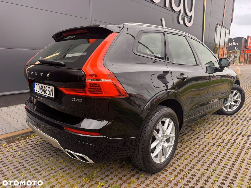 Volvo XC 60 D4 AWD Momentum - 10
