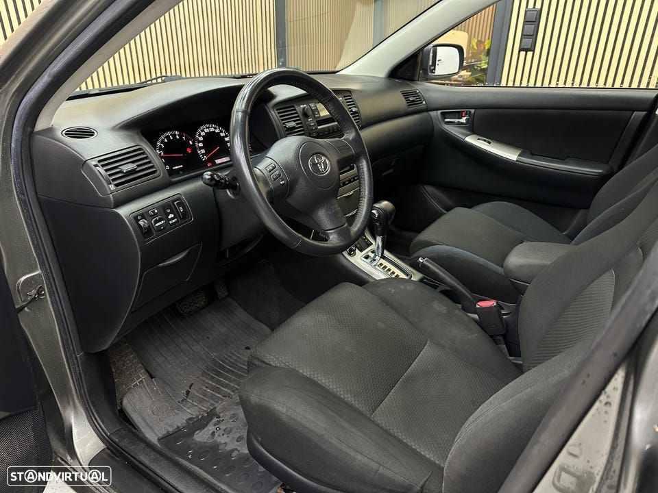 Toyota Corolla - 9
