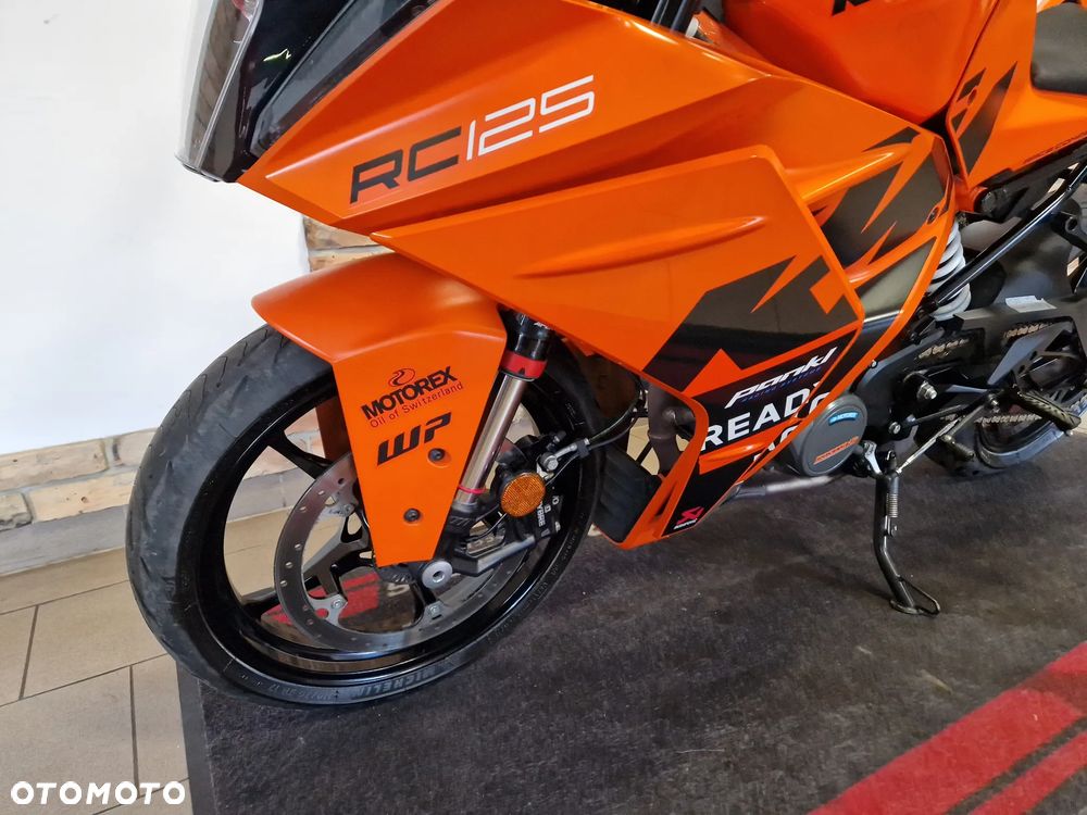 KTM RC 125 - 11