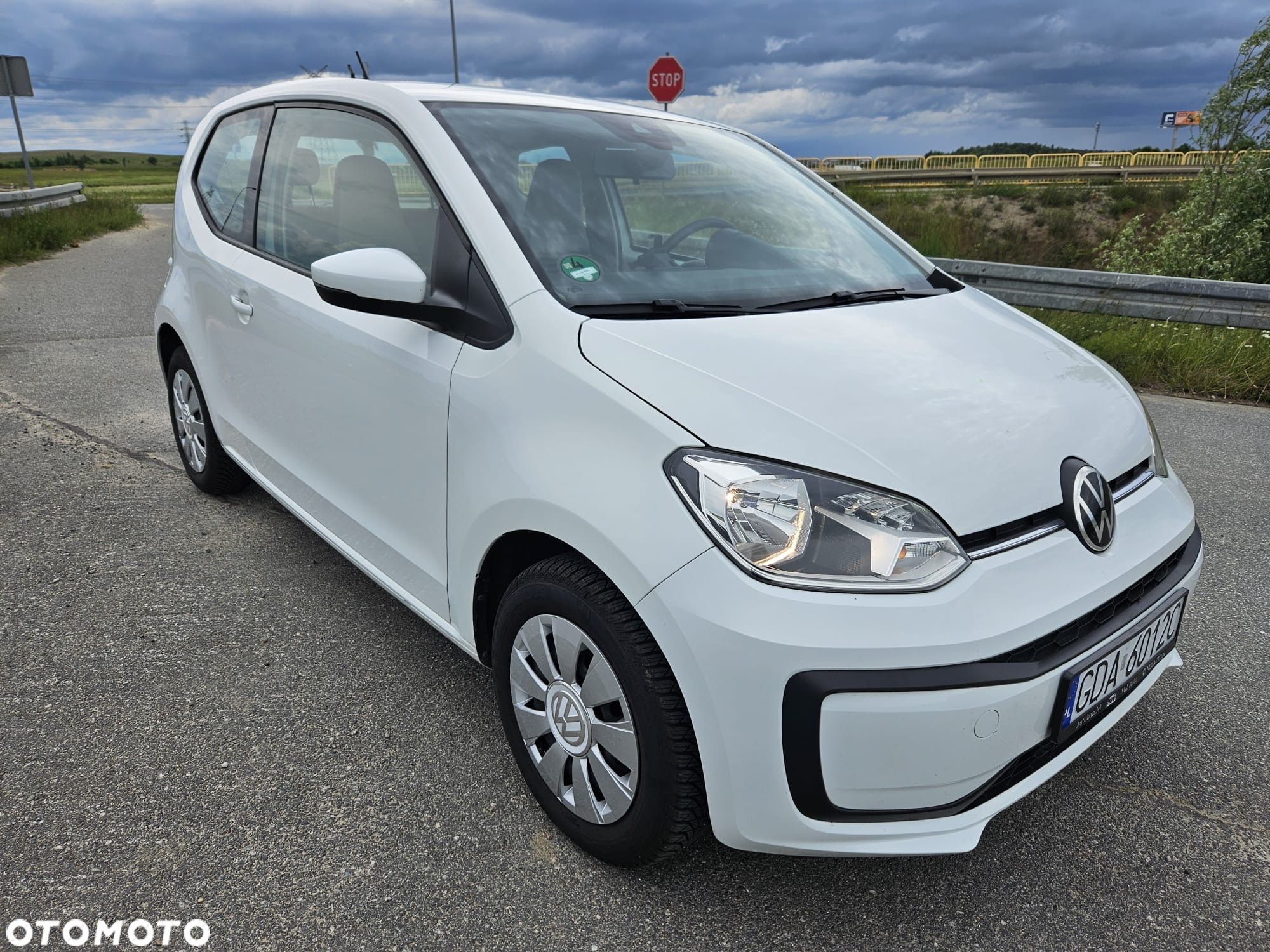 Volkswagen up! - 1
