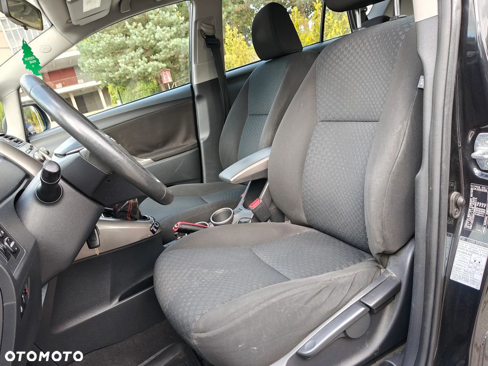 Toyota Verso 2.0 D-4D Sol plus - 13