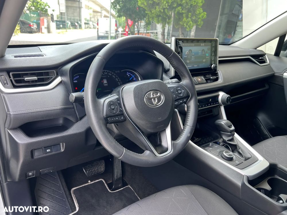 Toyota RAV4 - 21