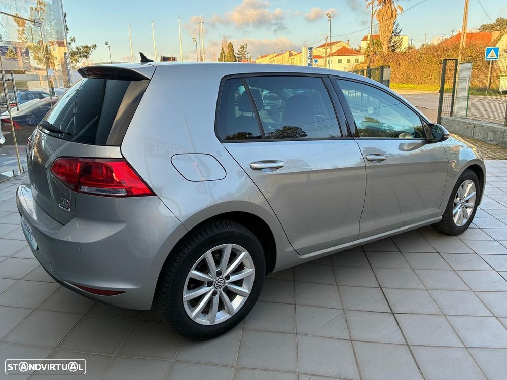 VW Golf 1.6 TDi BlueMotion Trendline - 4