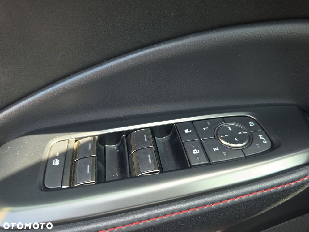 Lexus LBX 1.5 Hybrid Emotion - 20