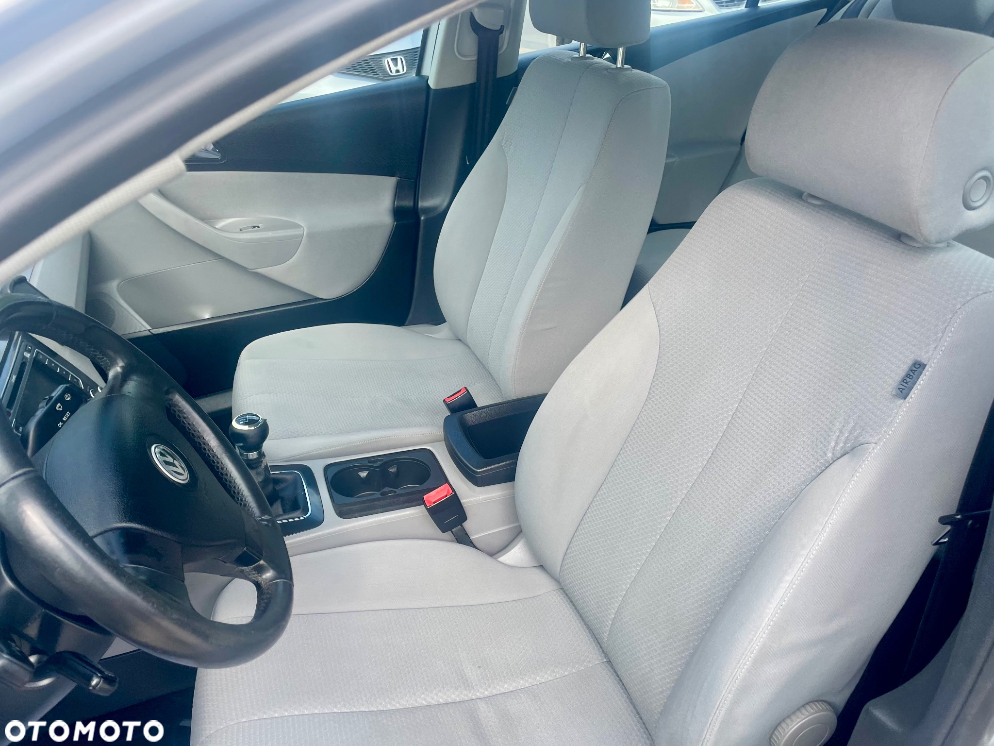Volkswagen Passat - 20