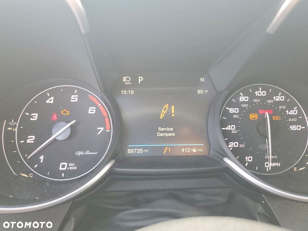 Alfa Romeo Giulia 2.0 Turbo Veloce TI Q4 - 10