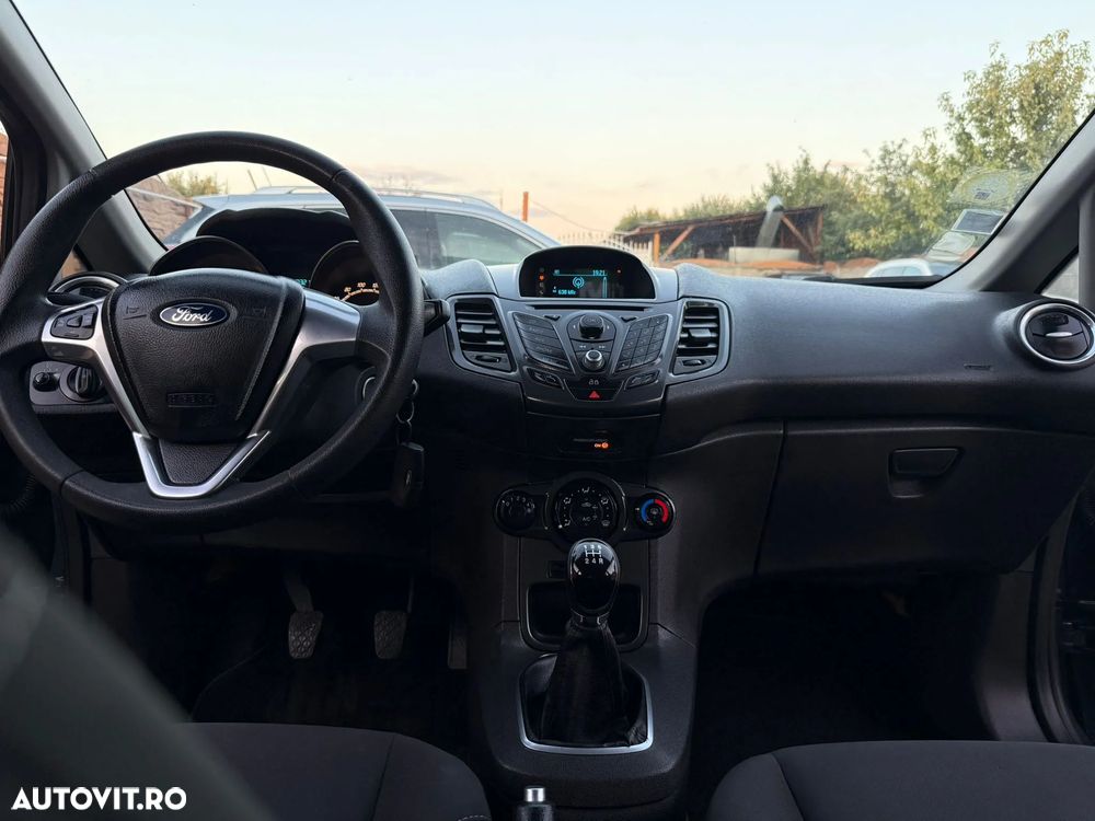 Ford Fiesta - 6