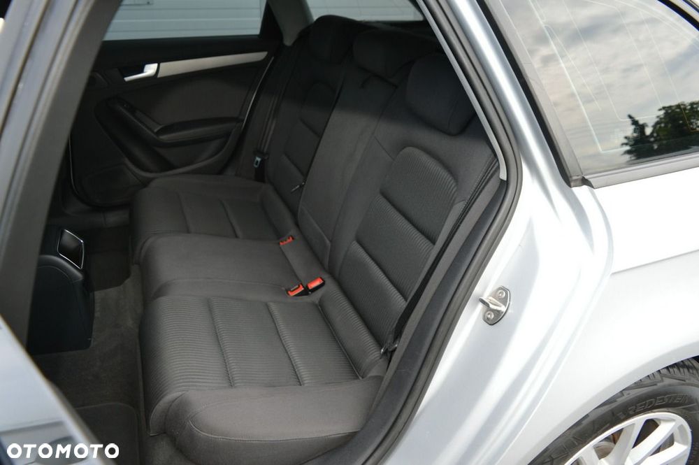 Audi A4 Avant 2.0 TDI - 32