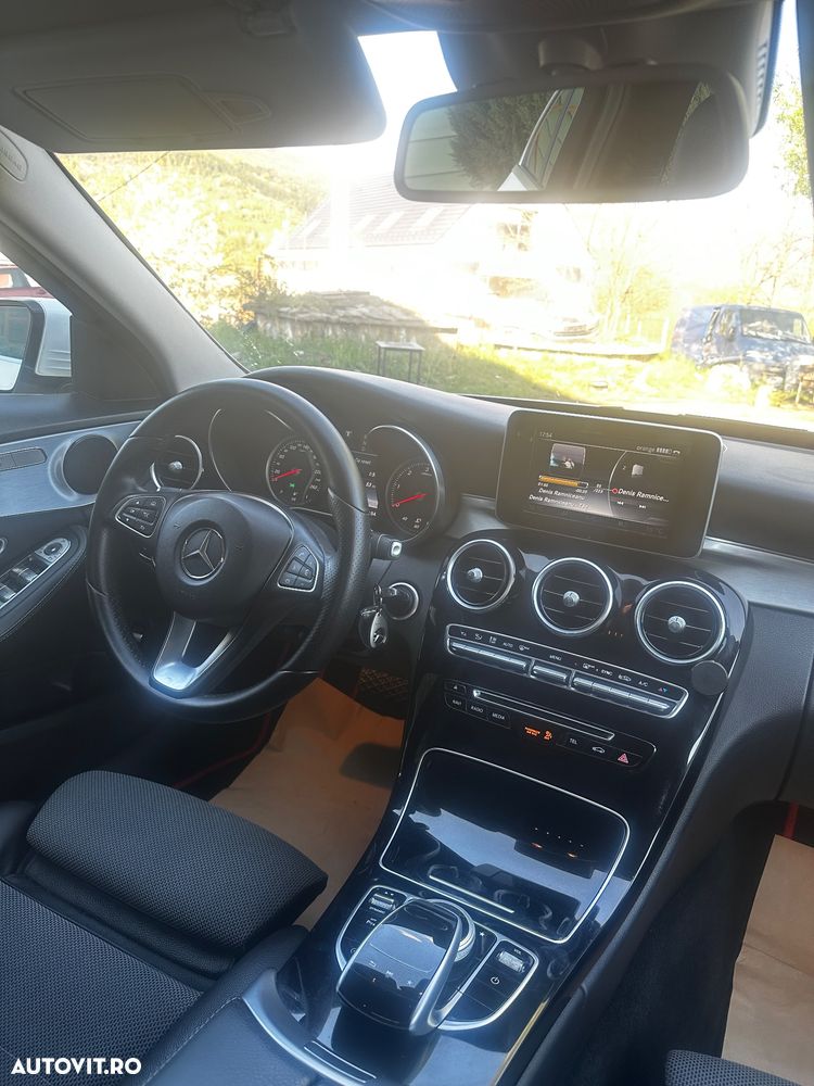 Mercedes-Benz C 220 CDI DPF Automatik BlueEFFICIENCY Avantgarde - 11