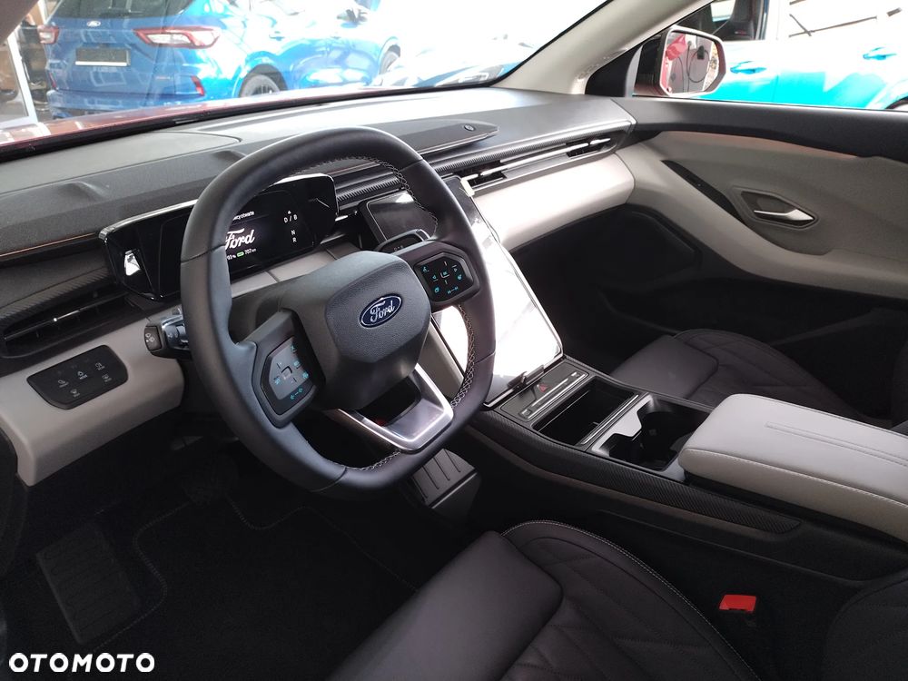 Ford Explorer - 4