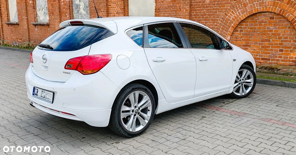 Opel Astra 1.4 Turbo Sport - 22