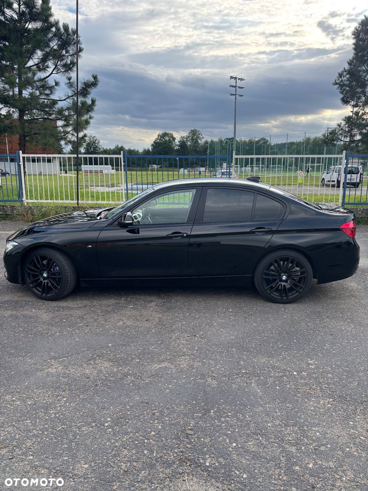 BMW Seria 3 318i Sport Line - 8